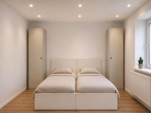Modernes Apartment - Bis 5 Personen - Terasse & Küche & WLAN - W1 (Modernes Apartment - Bis 5 Personen - Terasse & Kuche & WLAN - W1) in Dormagen