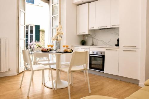 COMO CENTRAL - Brand-new flat for 5 Steps to lake A-C