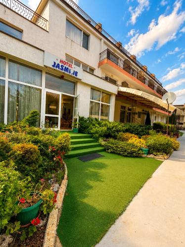 Hotel Jasmine in Byala