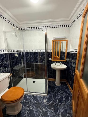 Ducha, Imperial Lodge in Lisdoonvarna
