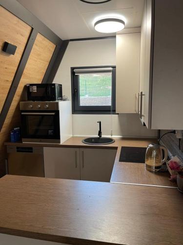 Breeze Cabin كوخ النسيم in Malešići