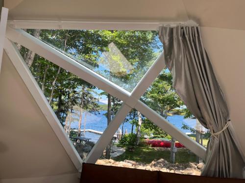Blue Bayou Dome cottages in Dingwall (NS)