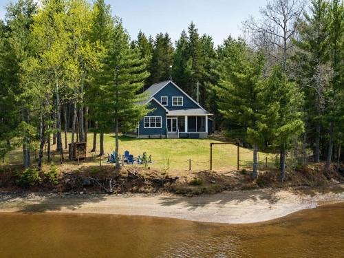 Riverside Retreat