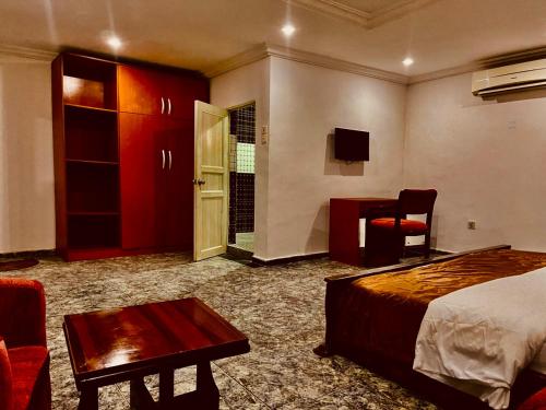 Elite Gold Luxury Hotel - image 3