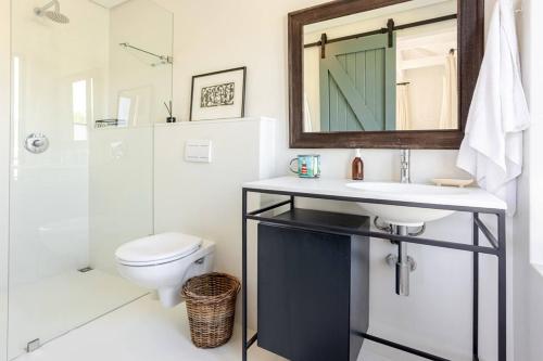 Zoete Zitje Dual-Home Coastal Escape In Voëlkli - image 4