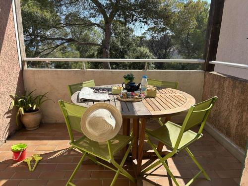 Appartement avec piscine, parking - 6 pers. - FR-1-226A-224