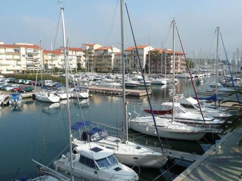 Appartement avec parking, vue Marina - 4/5 pers. - FR-1-833-47