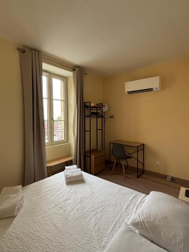 Chambre climatisée au cœur historique de Rieupeyroux