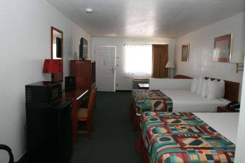 Best Western Colorado River Inn - image 10