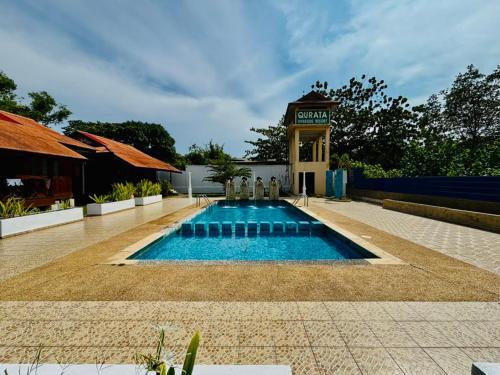 QURATA RIVERSIDE RESORT in Kuala Ibai