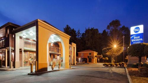 MHO Inn & Suites South Brunswick