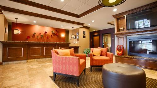 Best Western Plus Carousel Inn & Suites Burlington