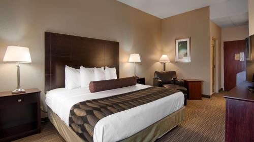 Best Western Plus O'hare International South Hotel