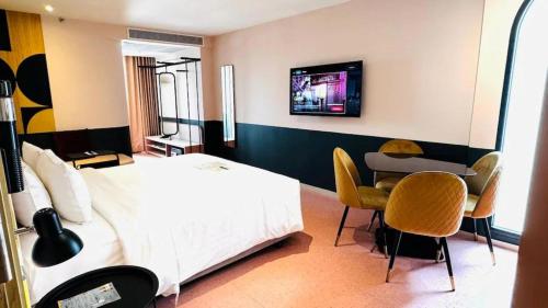 hotel photo