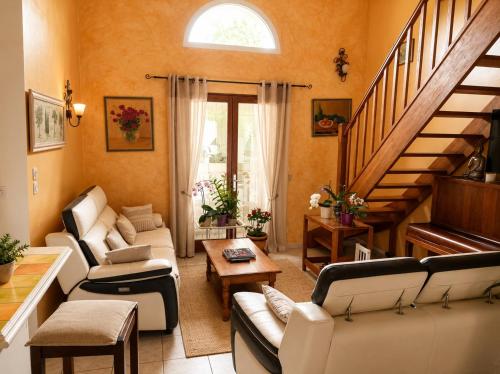 Villa 6 persons by Sweet Accommodation in Brue-Auriac