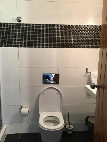 HOTEL GANI in Chidenguele