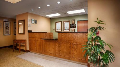 Best Western Plus Edison Inn in Garner, USA