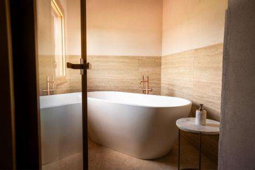 Tenuta Golo - Luxury Vineyard Suites - Adults Only - Montepulciano – Montepulciano, WI