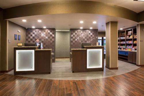 Best Western Plus Lincoln Inn & Suites