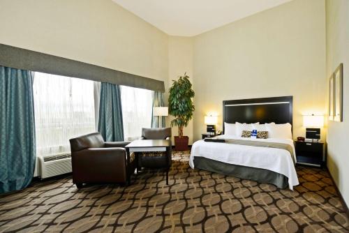 Best Western Plus Travel Hotel Toronto Airport