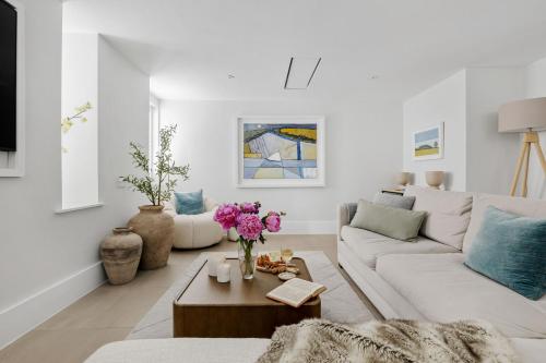 Royal Dart Townhouse - image 4