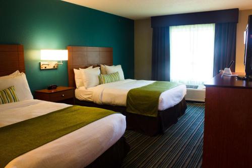 BEST WESTERN Plus Menomonie Inn & Suites BEST WESTERN Plus Menomonie Inn & Suites