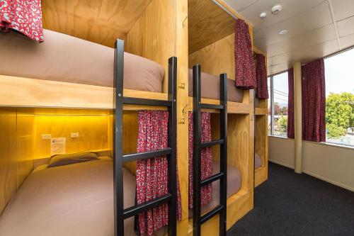 Shared room, mixed dormitory, 6 guests