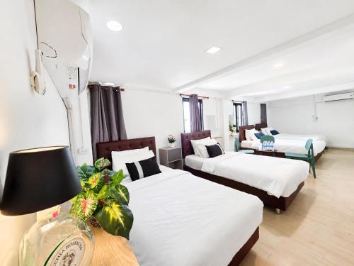 ห้องดีลักซ์สำหรับครอบครัว (Deluxe Family Room)