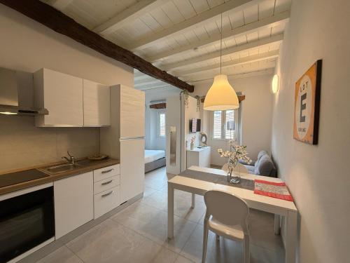 Monza Downtown House Via Bartolomeo Zucchi 5 Monza in Monza