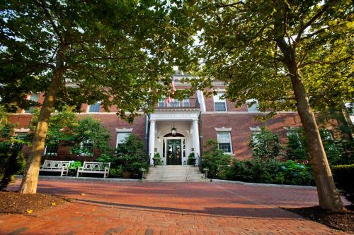 The Vanderbilt, Auberge Resorts Collection in Newport, USA