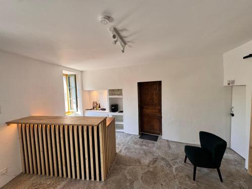 Pub/Lounge, Maison familiale avec rooftop - Le cocon de pierres in Saint-Germain (Rhône-Alpes)