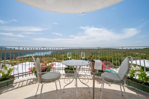VILLA STEFANIJA small Boutique hotel&restaurant 2