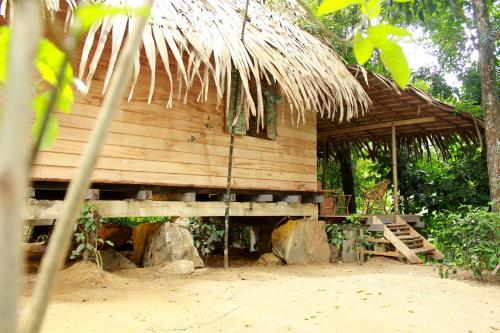 Dārzs, Bedda Eco Cottages in Deniyaya