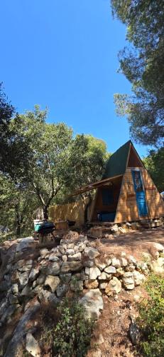 Snawbar glamping in Batroun
