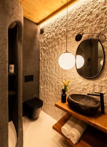 2 bedrooms, 4 beds