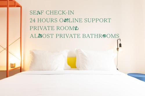 SATURdAYS - Stay Central, Sleep Easy 3