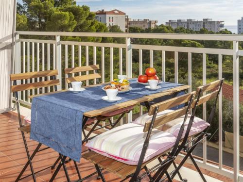 Apartment Barcelona by Interhome
