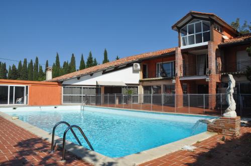 Domaine de Hurlevent - Renneville
