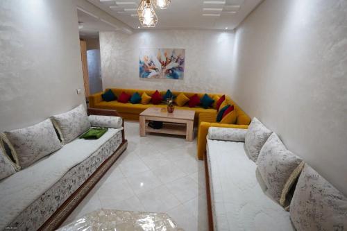 Charming Accessible Apartment in Martil Morocco - image 2