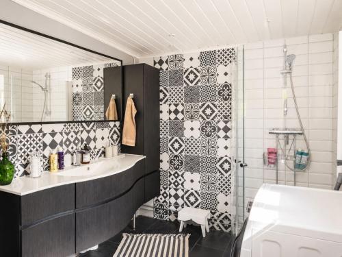 Holiday Home Knäredsdrömmen by Interhome (Holiday Home Knaredsdrommen by Interhome) in Knared
