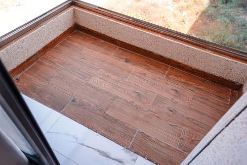 Charming 2-Bedroom Apartment in the Heart of Martil Morocco - image 5
