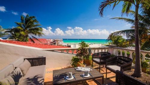 Xaman Ha Villa -steps from the beach