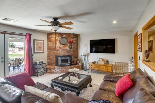 . Spacious Lancaster Family Ranch - BBQ & Patio