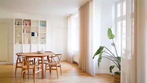 Luxury Apt By The Lakes In CPH Center