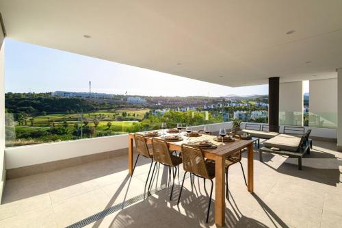 Modern Apartment with Golf View