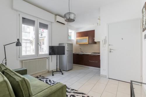 Quiet Modern Flat near City Center - Pasubio 84