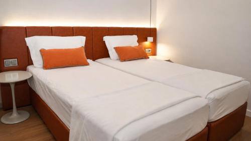 1 double bed