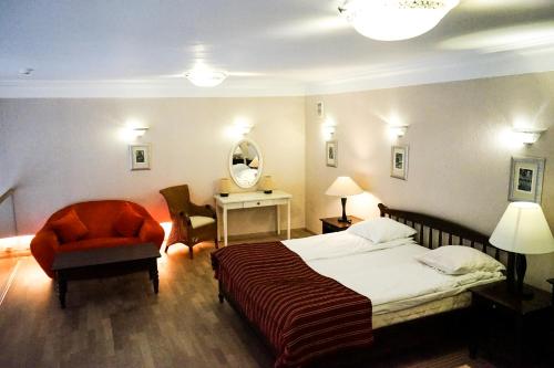 2 bedrooms, 3 beds