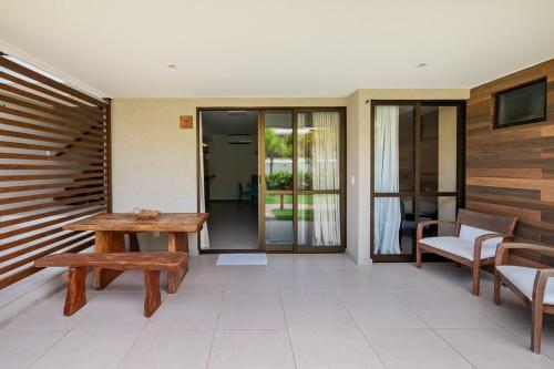 Balcony/terrace, Vilage Pe-na-Areia, condominio, Itacimirim in Itacimirim