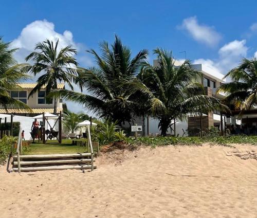 Beach, Vilage Pe-na-Areia, condominio, Itacimirim in Itacimirim